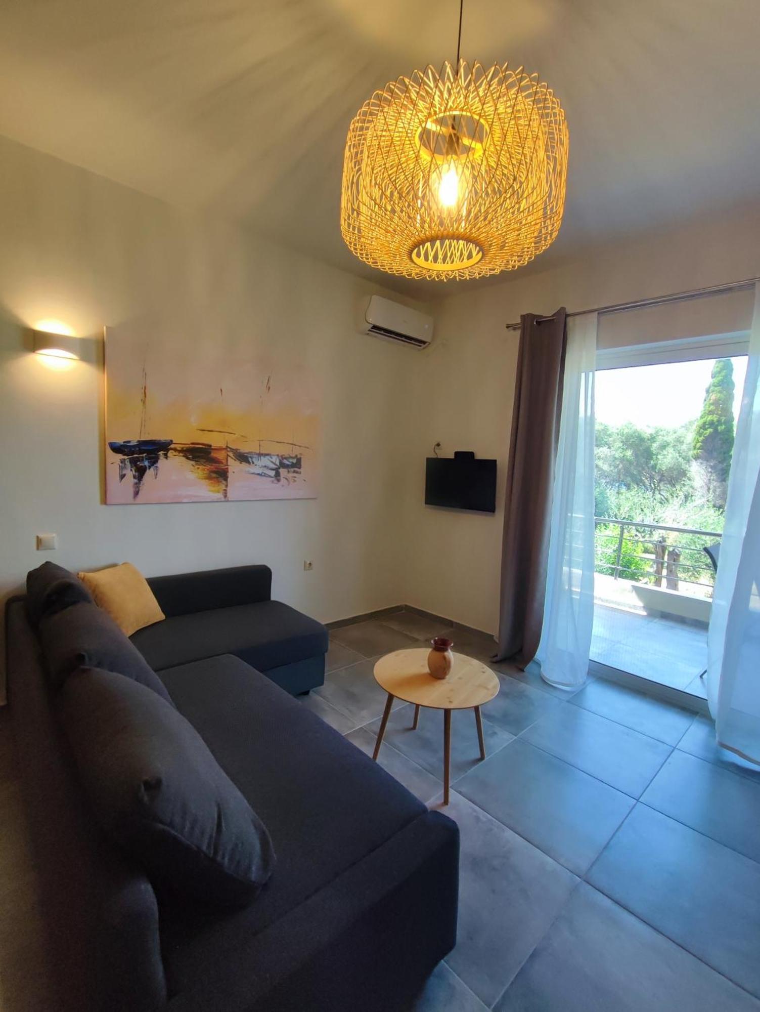 Coritos Holiday Apartments Kontokali Ngoại thất bức ảnh